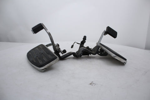 Driver Floorboards Set Yamaha XVS1100 V-Star 99-07 OEM XVS 1100