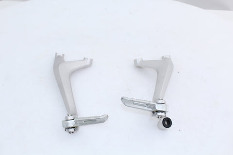 Passenger Footpegs Bracket Set Triumph Speed Triple RS 21-22 OEM