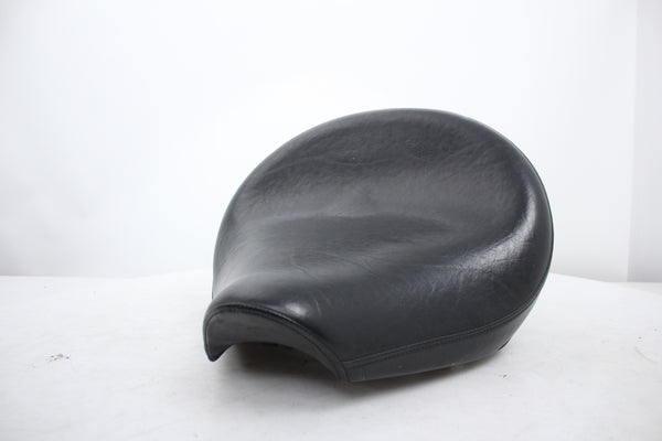 Driver Rider Seat Yamaha XVS1100 V-Star 99-07 OEM XVS 1100