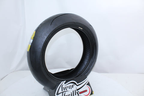 Dunlop Q5 Rear Tire 180/60R17