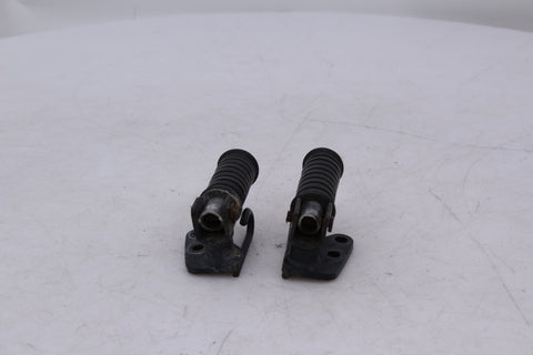 Yamaha XVS650 V-Star Classic 98-09 Left Right Passenger Footpegs Bracket Set OEM 650 Silverado