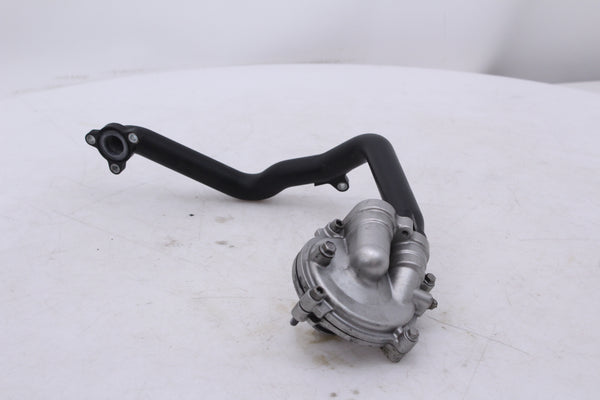 Yamaha YZF-R1 15-16 Water Pump Housing Assy OEM