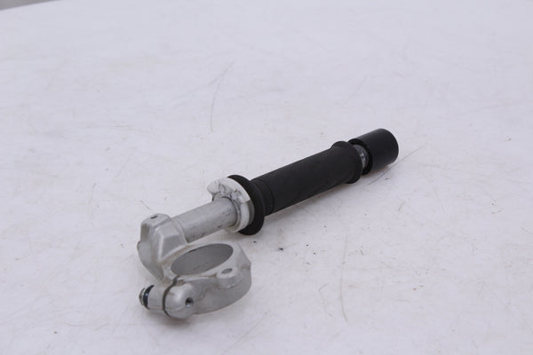 Suzuki GSXR600 97-00 Right Clip-on Handlebar Throttle tube OEM