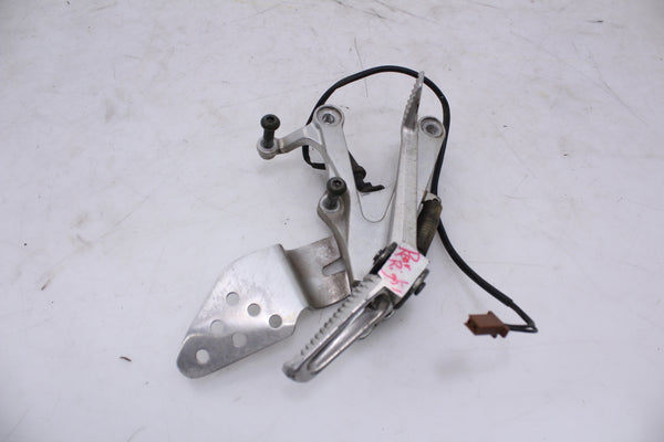 Rear Right Footpeg Kawasaki ZX6R 636 Ninja 05-06 OEM