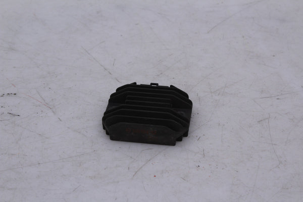 Yamaha YZF-R1 1998-1999 Regulator Rectifier OEM