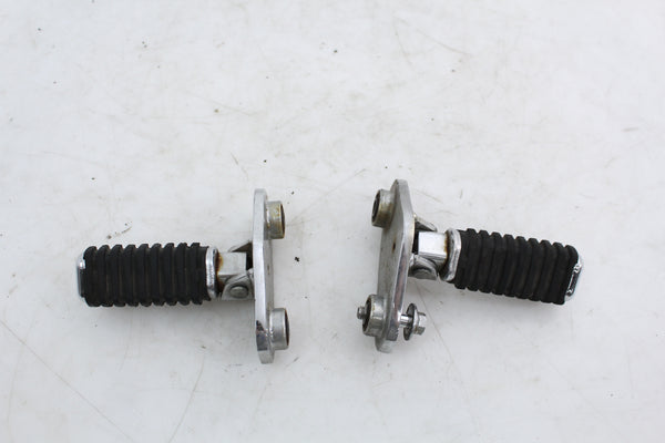 Honda VT750C Shadow ACE Deluxe 1998-2003 Driver Rider Footpegs Left Right Set OEM