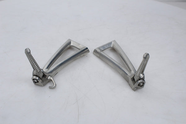 Left Right Passenger Footpegs Yamaha YZF-R6 03-05 R6S 06-09 OEM