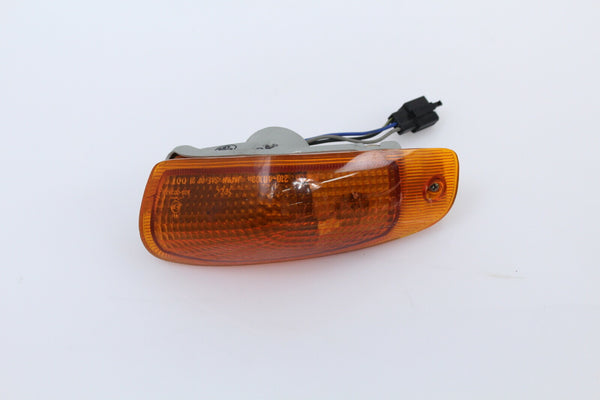 Front Left Turn Signal Indicator Kawasaki ZX600E ZX6 ZZR600 93-04 OEM ZZR 600