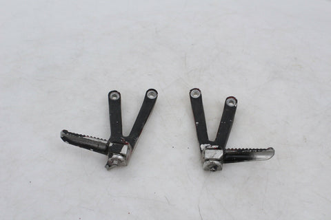 Passenger Footpegs Bracket Set Yamaha YZF-R1 98-99 OEM