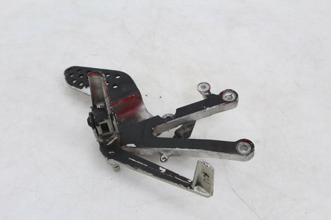 Right Rearset Footpeg Bracket Yamaha YZF-R1 98-99 OEM