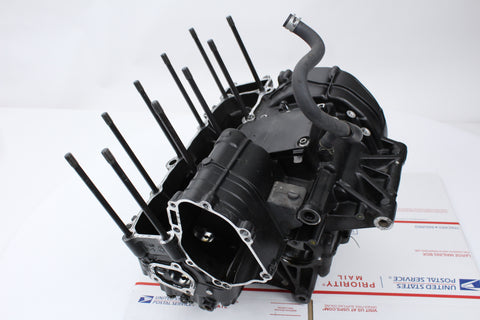Engine Crankcase Yamaha FZ-1 10-16 YZF-R1 07-08 FZ-8 11-13 OEM